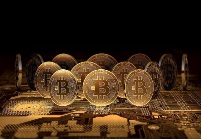 کاهش قیمت بیت کوین