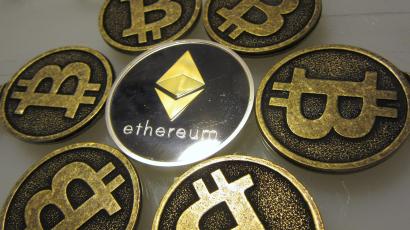 useless ethereum token ico fomo coin e1499428612836