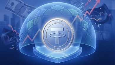 سکه‌ی ارز دیجیتال تتر در پس زمینه ی آبی درون یک حباب آبی رنگ